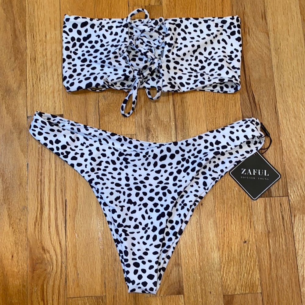 Black and White Leopard print bikini
